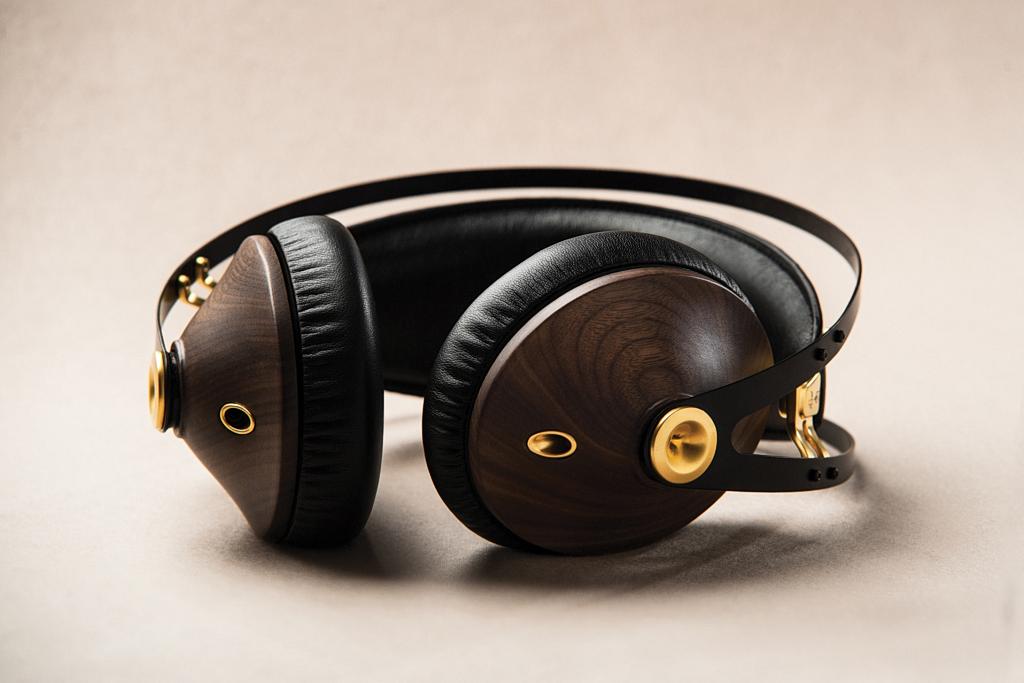 From Wooden Prototypes to Global Recognition - The Story of Meze Audio