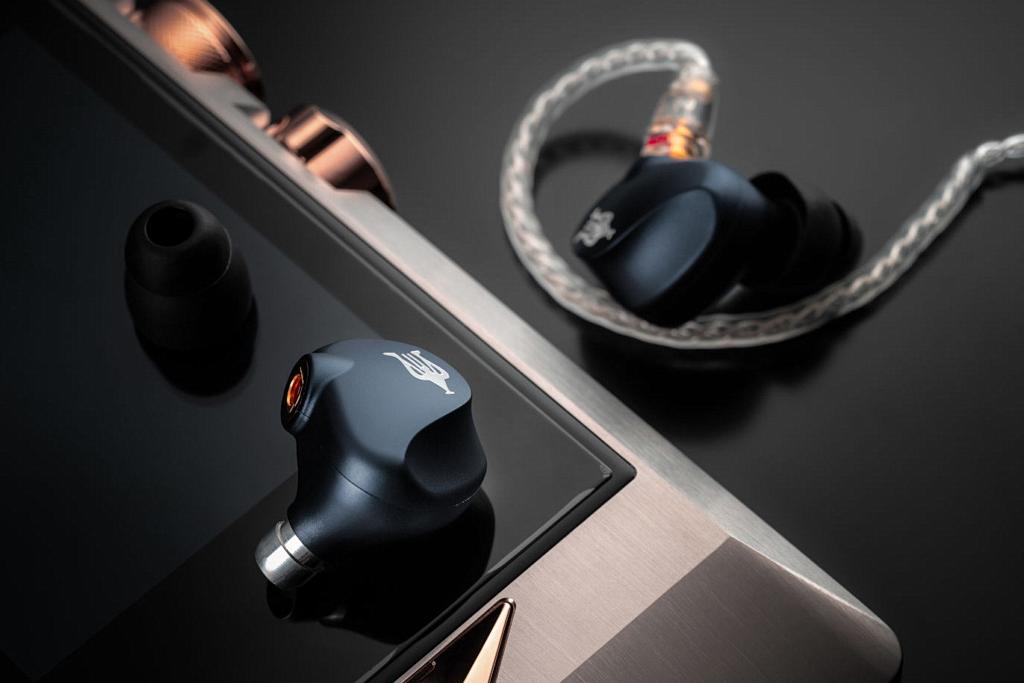 From Wooden Prototypes to Global Recognition - The Story of Meze Audio