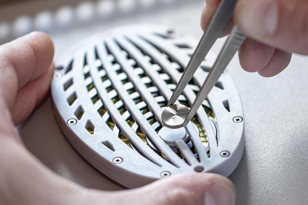 From Wooden Prototypes to Global Recognition - The Story of Meze Audio