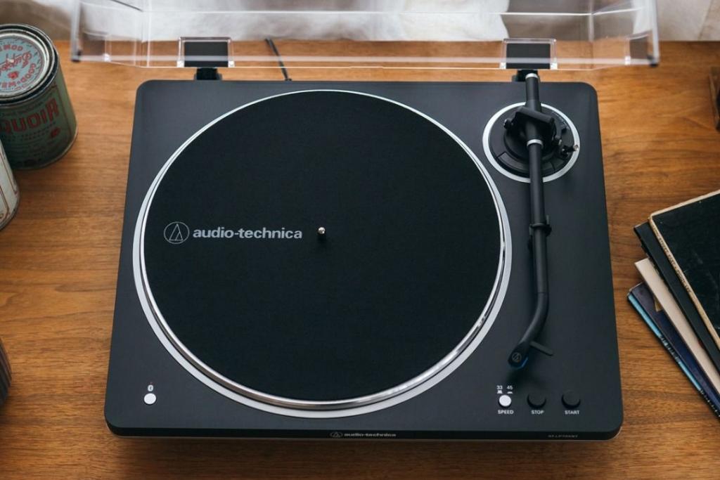 The Art of Choosing Your First Turntable