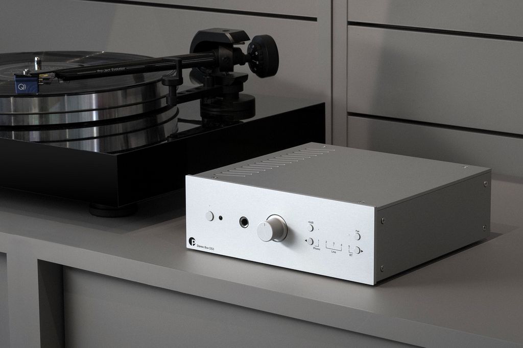 The Art of Choosing Your First Turntable