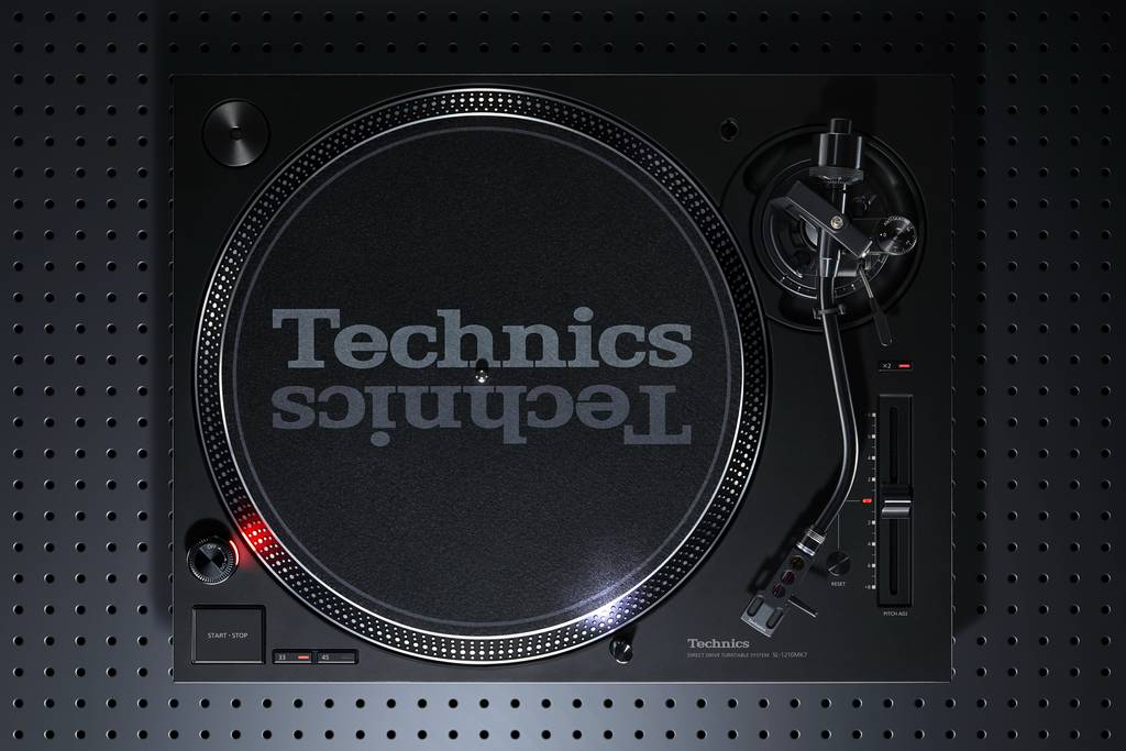 The Art of Choosing Your First Turntable