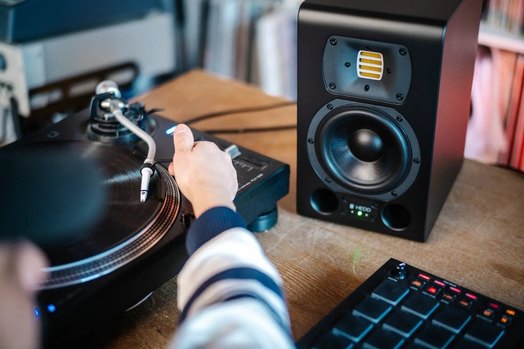 The Art of Choosing Your First Turntable