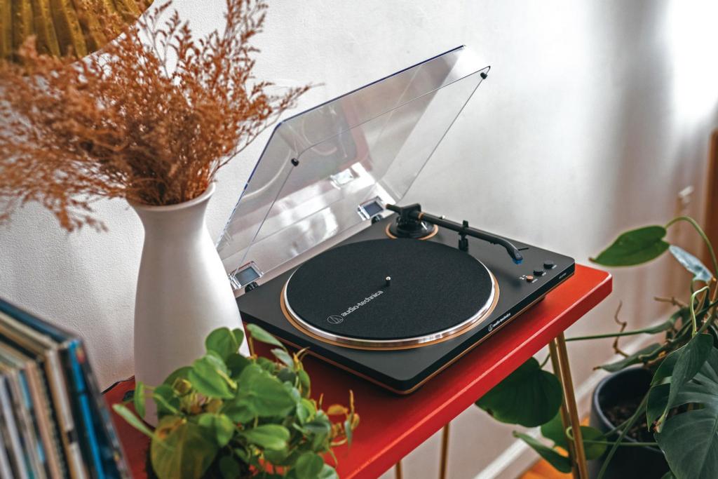 Audio-Technica AT-LP70xBT