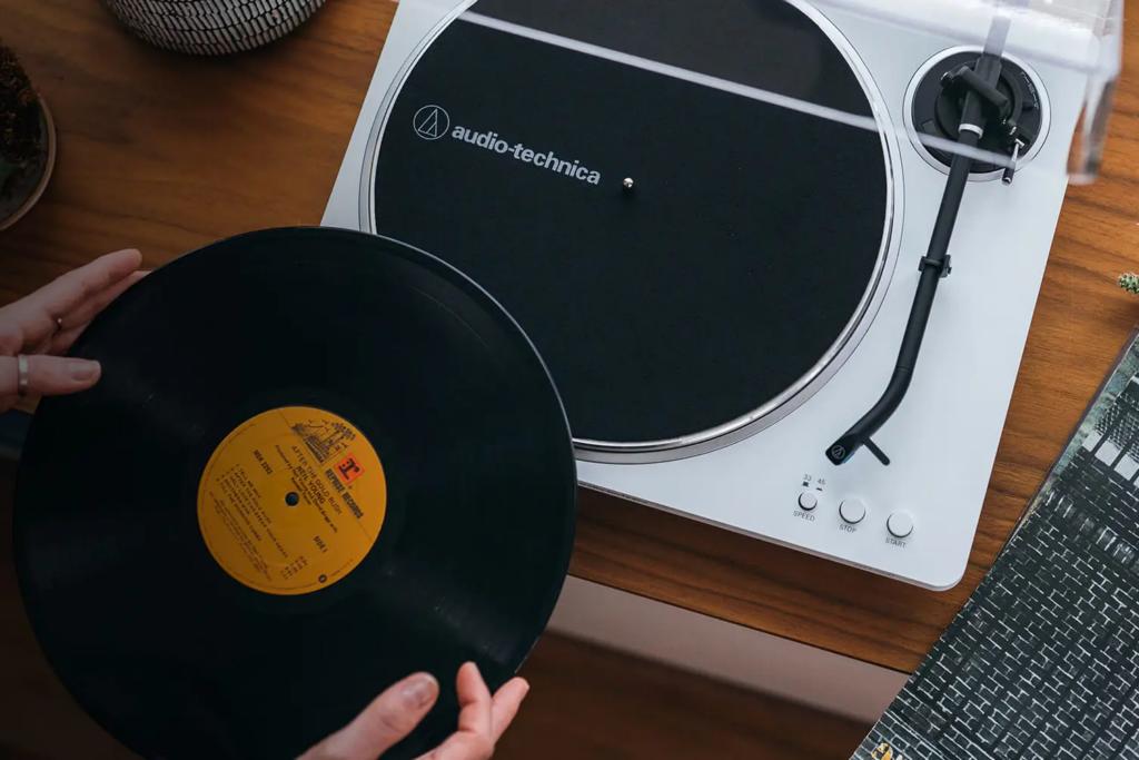 Audio-Technica AT-LP70xBT