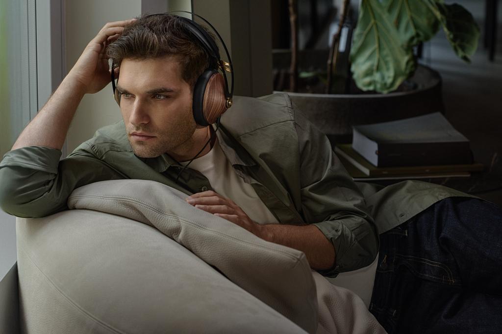 Meze Audio 99 Classics V2