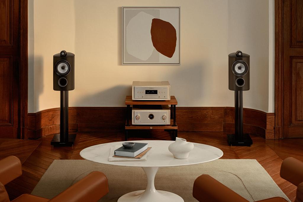 Bowers & Wilkins 800 Series Diamond D5