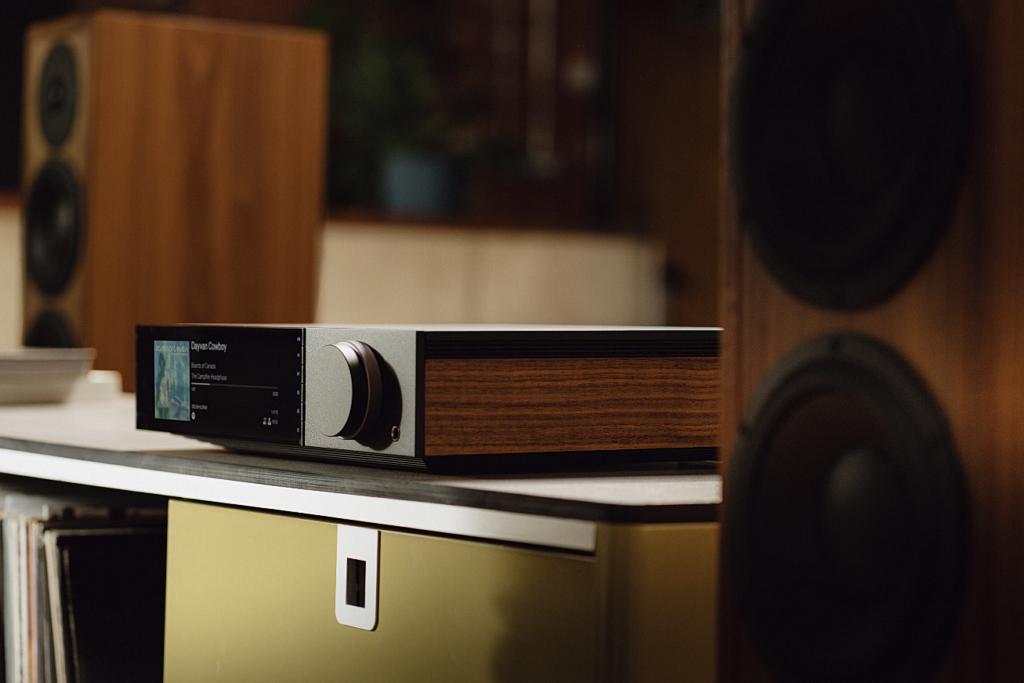 Cambridge Audio Evo 300