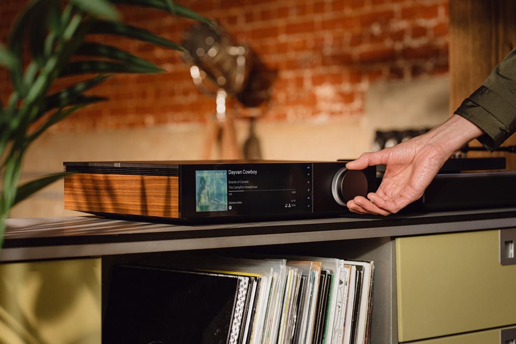 Cambridge Audio Evo 300