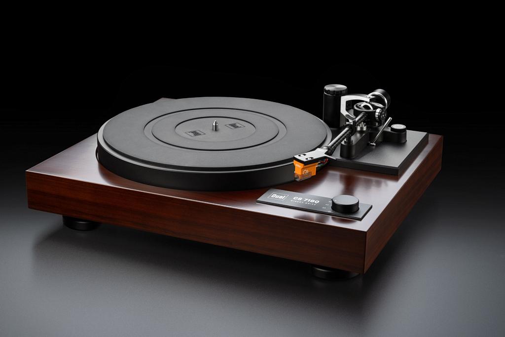 Dual CS 718Q
