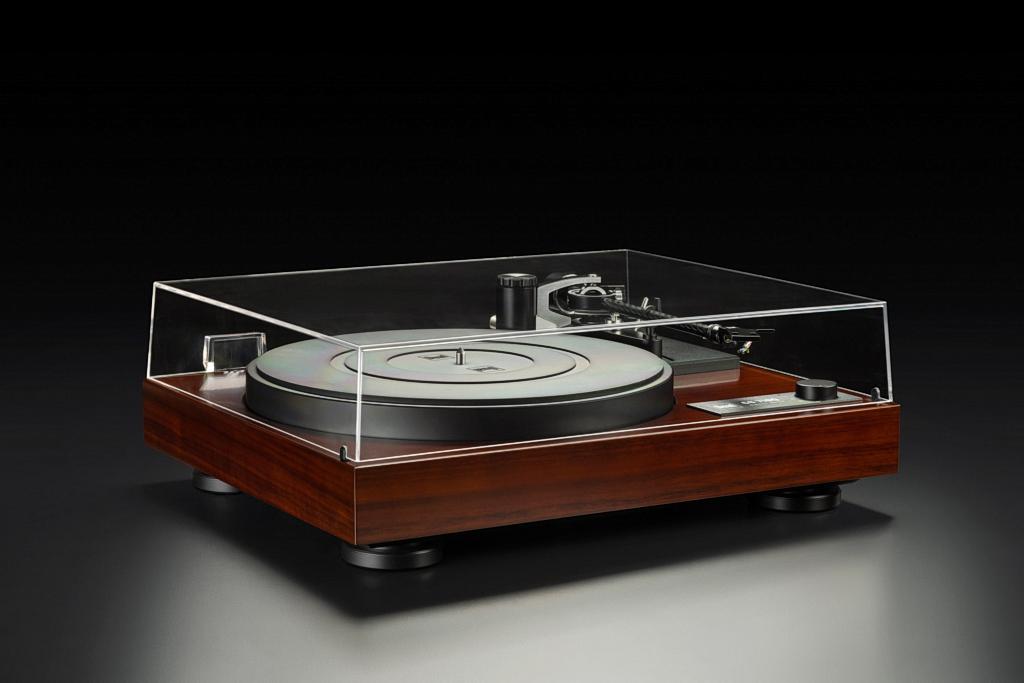 Dual CS 718Q