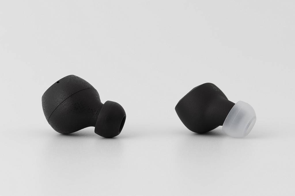 Final Audio Design ZE300