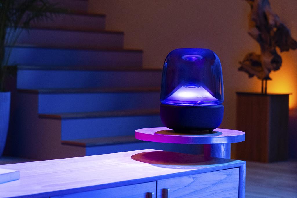 Harman Kardon Aura Studio 5