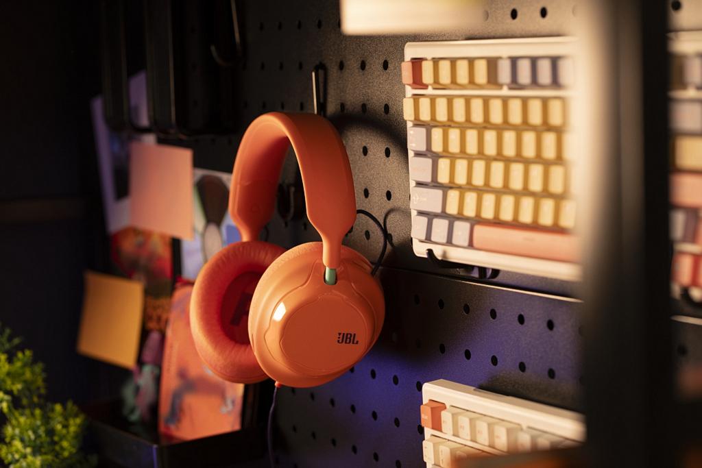 JBL Quantum 120