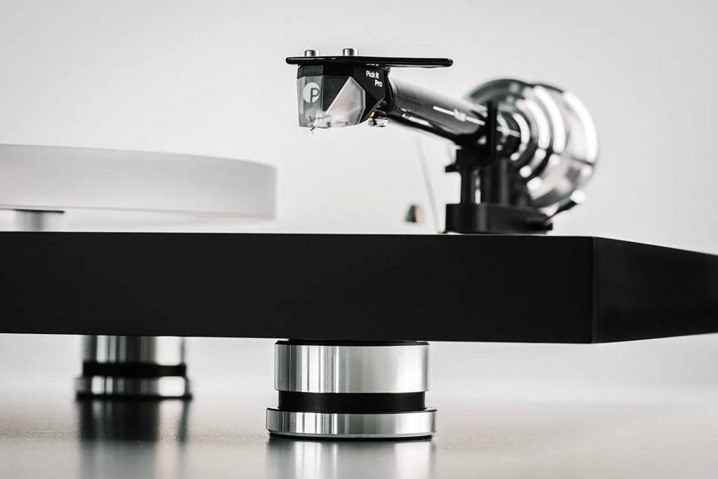 Pro-Ject Debut Reference 10