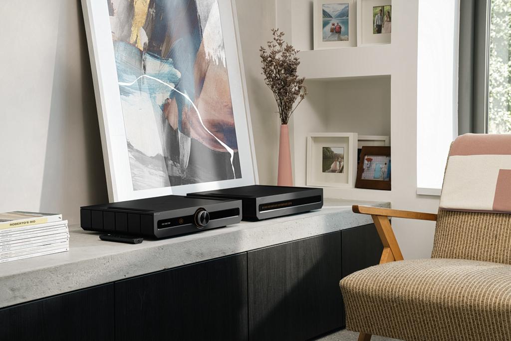 Roksan Caspian 4G Streaming Pre-Amplifier & Power Amplifier