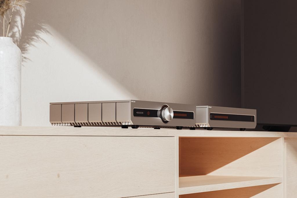 Roksan Caspian 4G Streaming Pre-Amplifier & Power Amplifier