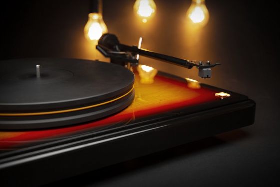 Fender x MoFi PrecisionDeck