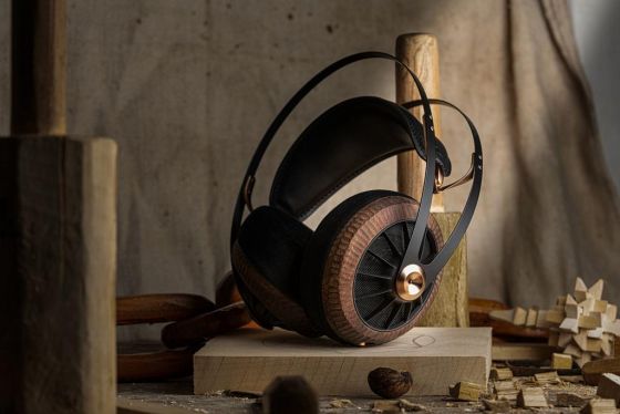 From Wooden Prototypes to Global Recognition - The Story of Meze Audio