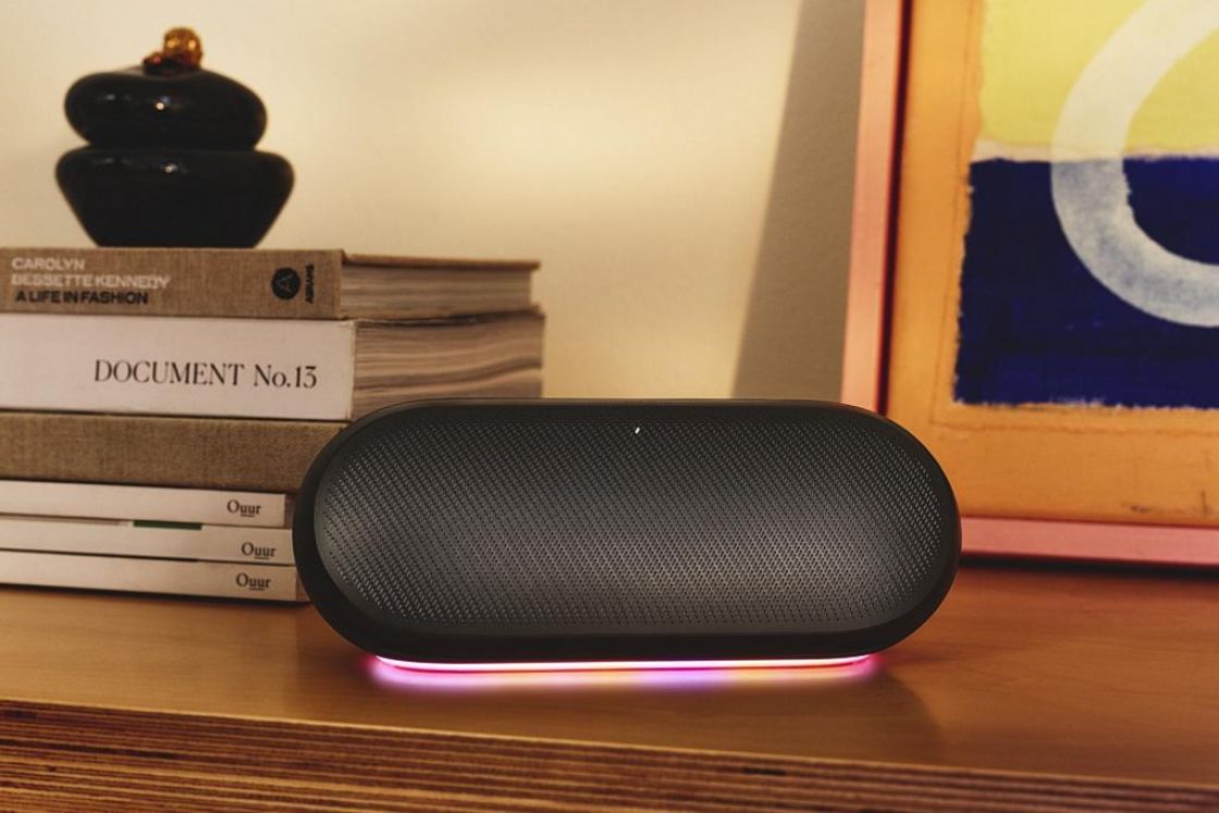 Harman Kardon Luna 2 Bluetoothスピーカー Harman Kardon Luna 2 | Wireless Bluetooth speaker