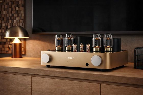 Fezz Audio Titania MK2, Titania Power Amplifier MK2 &amp; Mira Ceti MK2